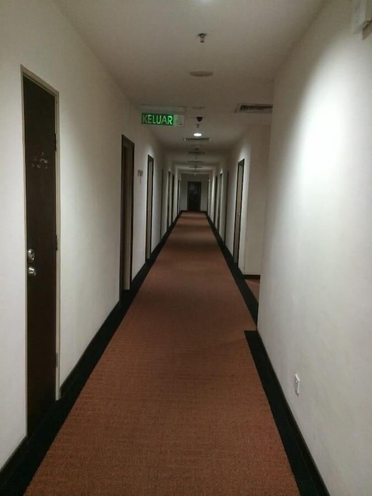 Carlton Hotel Shah Alam Exterior foto
