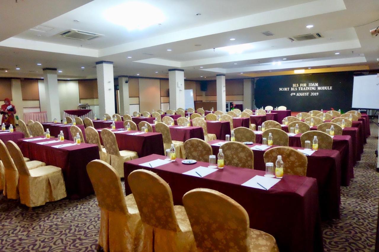 Carlton Hotel Shah Alam Exterior foto